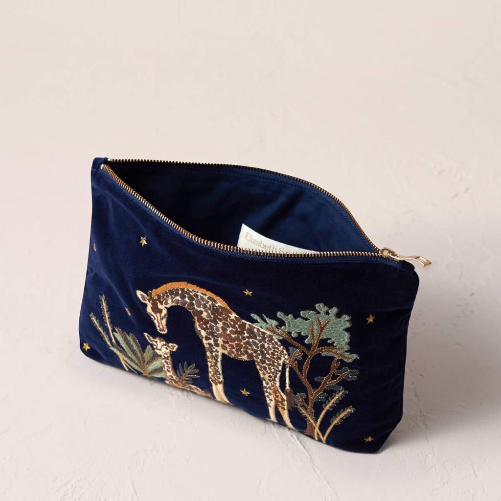 【Elizabeth Scarlett】Giraffe Mother & Baby Coin Purse Giraffe Mother & Baby Coin Purse – Elizabeth Scarlett