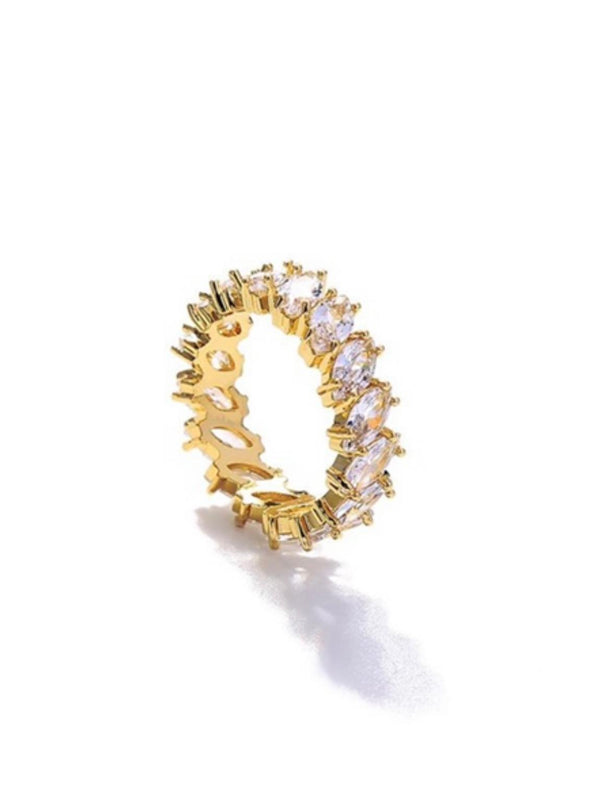 18k Gold diamond band ring
