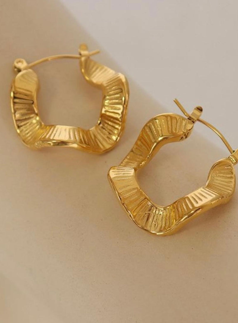 Textured hoop earrings