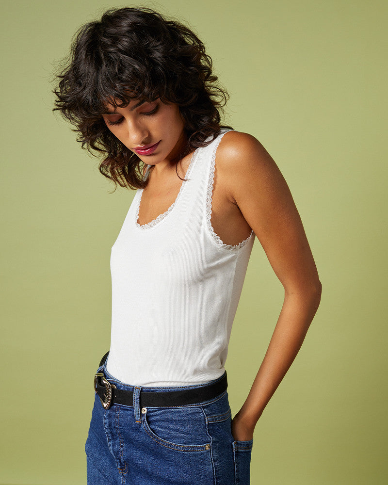 Grace & Mila Vest top in Ecru