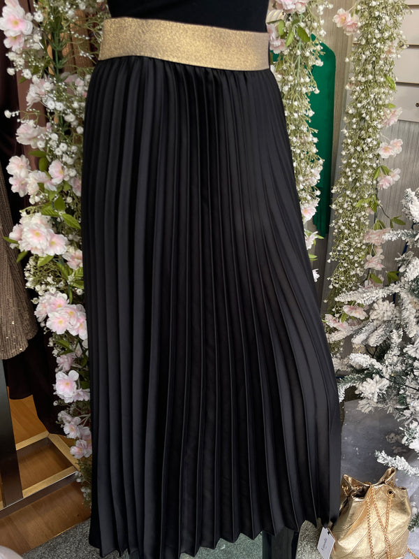 Pleated skirt - black
